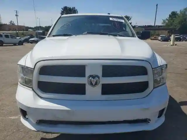 3C6RR6KT9HG757081 2017 RAM 1500-4