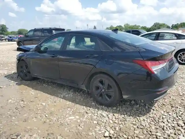 KMHLM4AJ4NU017363 2022 HYUNDAI ELANTRA-1