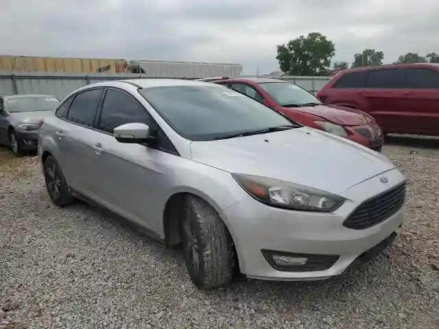 1FADP3FE6HL308128 2017 FORD FOCUS-3