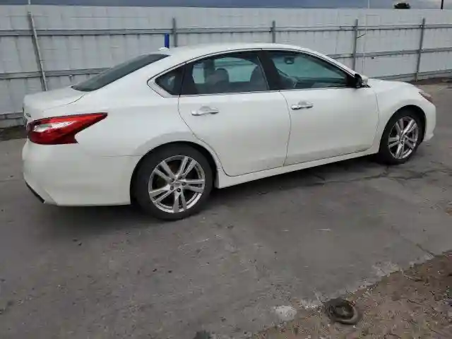 1N4BL3AP5HC165636 2017 NISSAN ALTIMA-2