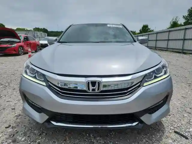 1HGCR3F80HA026090 2017 HONDA ACCORD-4