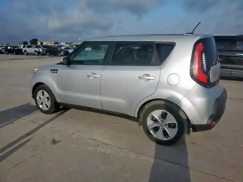 KNDJN2A23G7853432 2016 KIA SOUL-1