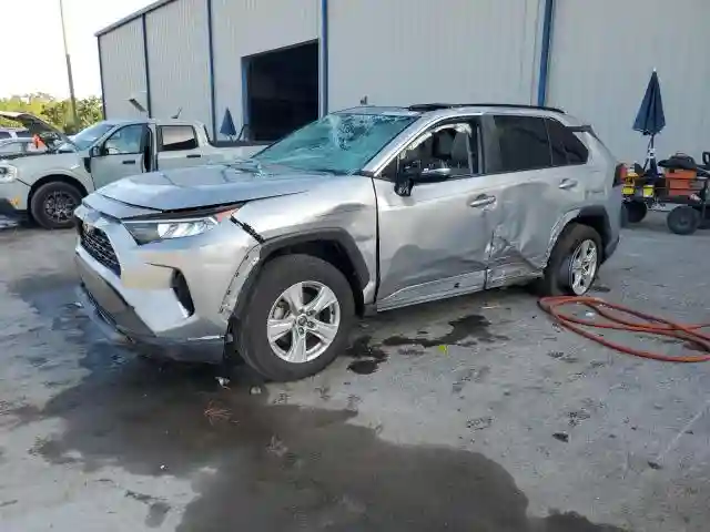 2T3W1RFV3MC145454 2021 TOYOTA RAV4-0