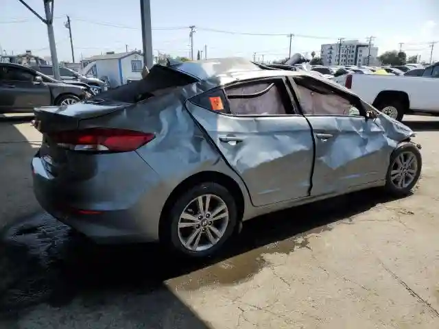 KMHD84LF5JU609754 2018 HYUNDAI ELANTRA-2