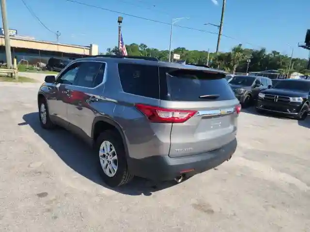 1GNERGKW9KJ105548 2019 CHEVROLET TRAVERSE-2