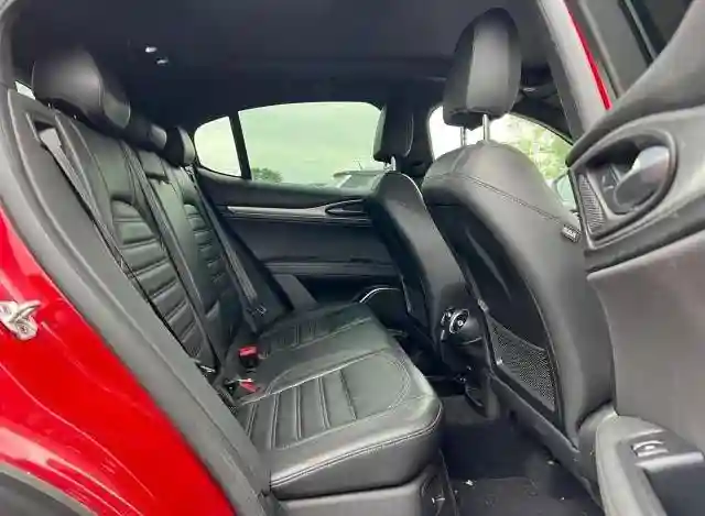 ZASFAKNN7J7B67480 2018 ALFA ROMEO STELVIO-5