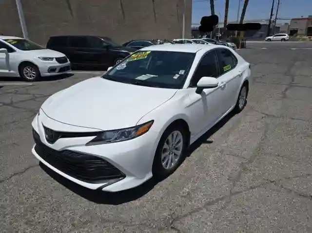 4T1C11AK0LU401654 2020 TOYOTA CAMRY-1