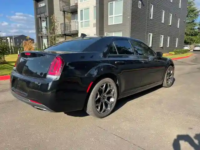 2C3CCABG5JH313938 2018 CHRYSLER 300-3