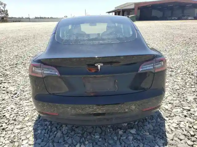 5YJ3E1EA5NF324639 2022 TESLA MODEL 3-5