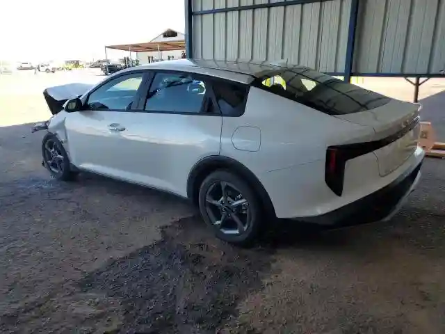 3KPFT4DE4SE052952 2025 KIA K4 LX-1