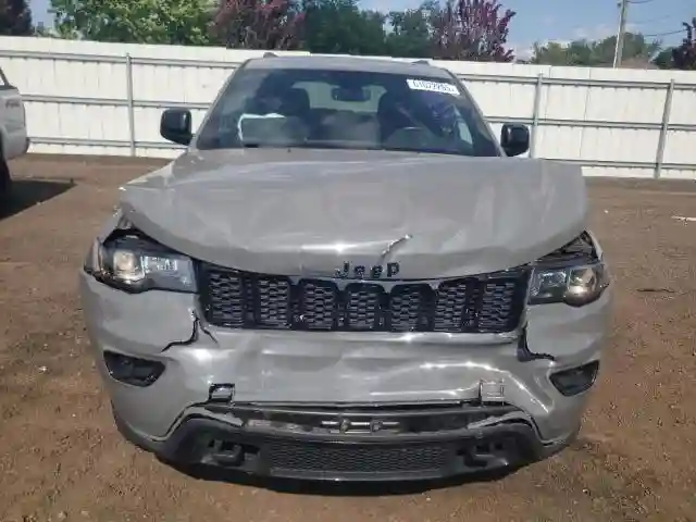 1C4RJFAG5KC619827 2019 JEEP GRAND CHEROKEE-4