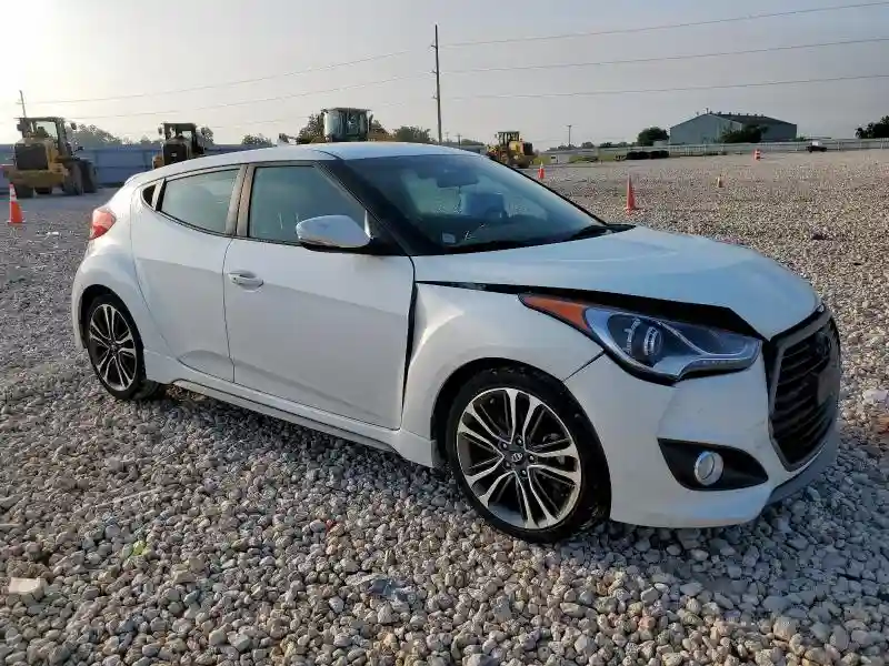 KMHTC6AE7HU309966 2017 HYUNDAI VELOSTER-3