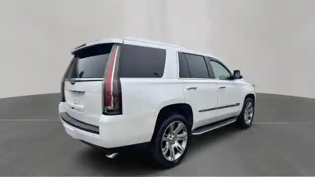 1GYS4BKJ1G R32394 2016 CADILLAC ESCALADE-3