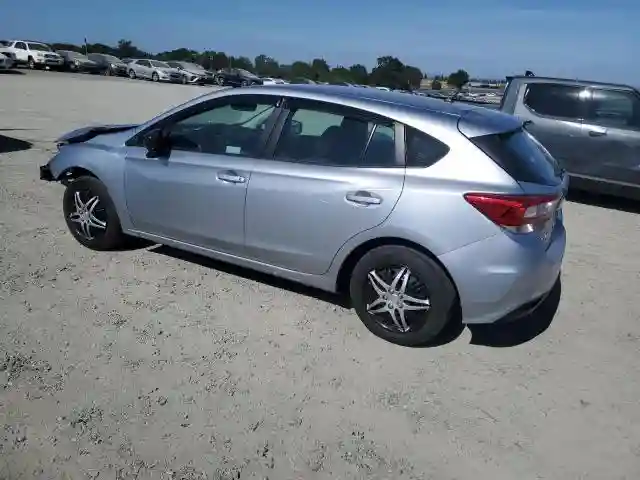 4S3GTAA62J1743480 2018 SUBARU IMPREZA-1