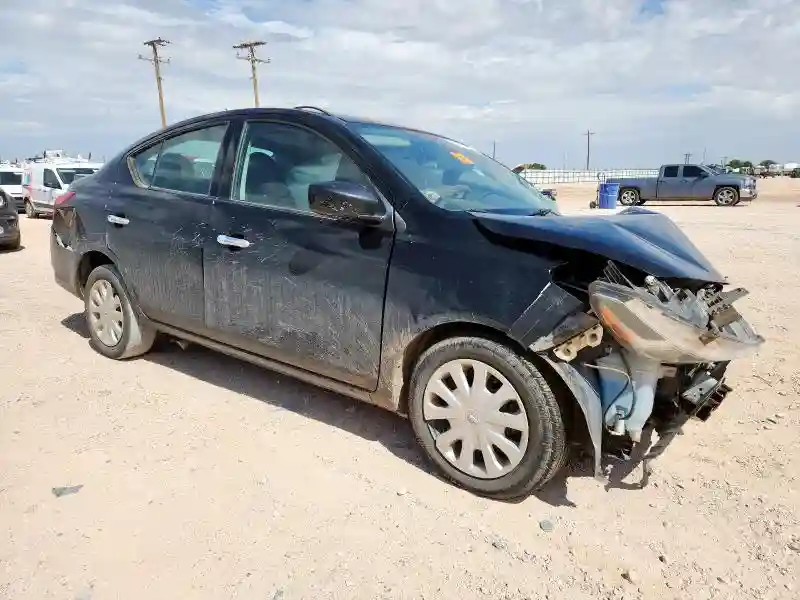 3N1CN7AP1HL873339 2017 NISSAN VERSA-3