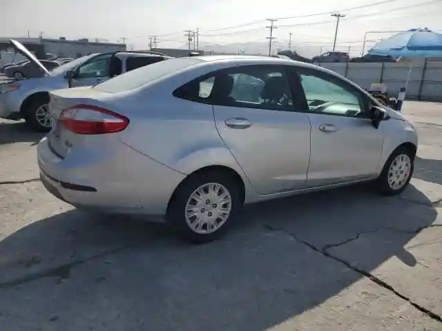 3FADP4AJ5FM176081 2015 FORD FIESTA-2