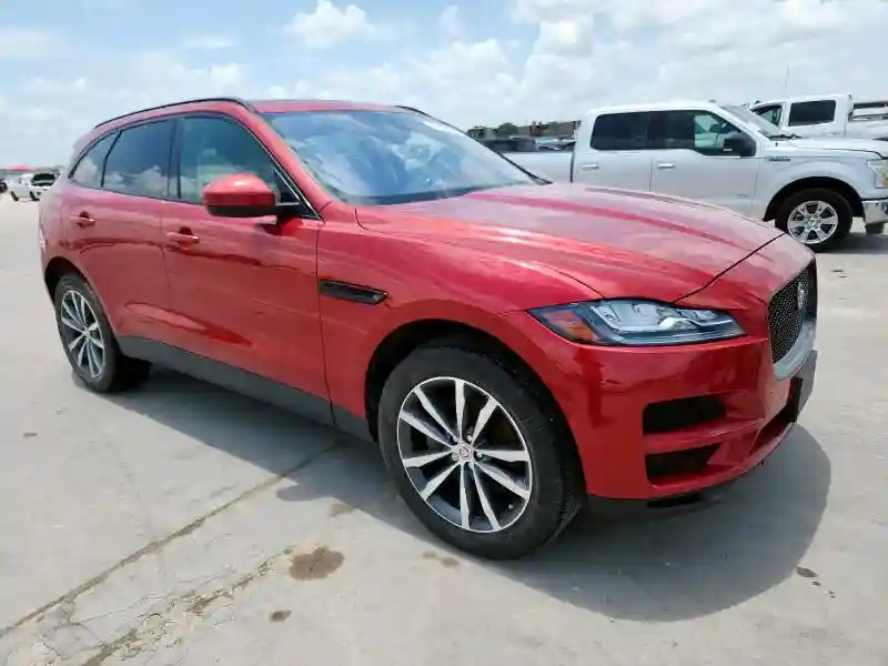 SADCK2EV5JA252737 2018 JAGUAR F-PACE-3