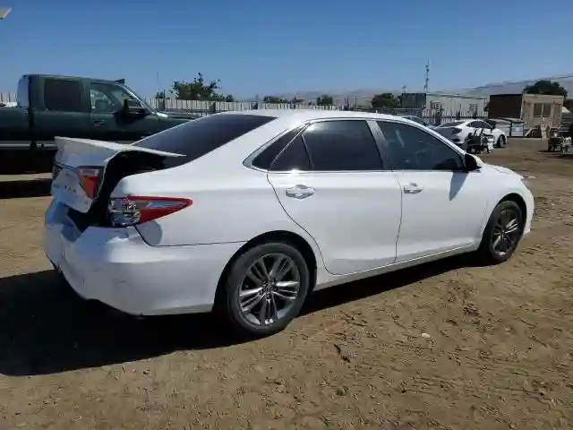 4T1BF1FK2HU321351 2017 TOYOTA CAMRY-2