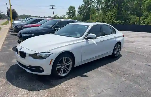 WBA8B9G3XHNU56519 2017 BMW 3 SERIES-1