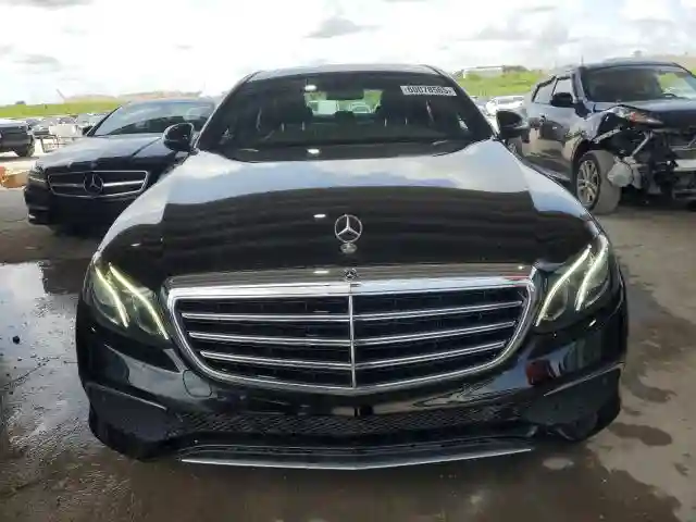 WDDZF4KB4JA441241 2018 MERCEDES-BENZ E-CLASS-4