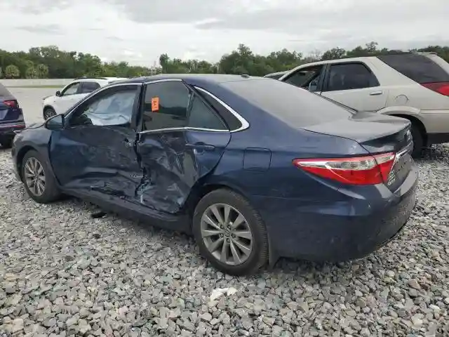 4T1BF1FKXHU679569 2017 TOYOTA CAMRY-1