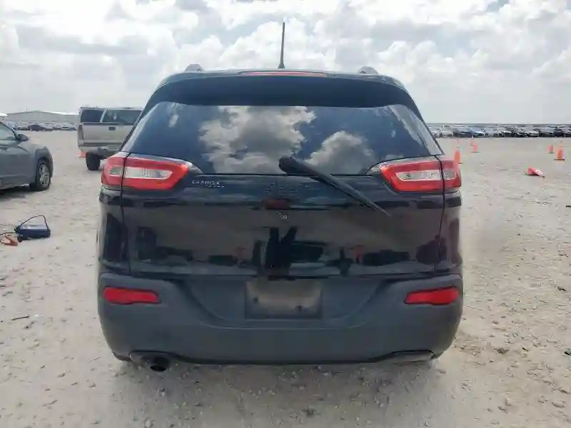 1C4PJLDB6HW669083 2017 JEEP GRAND CHEROKEE-5