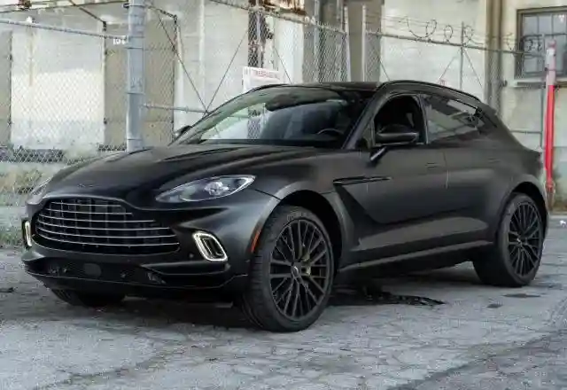 SD7VUJAW9NTV05320 2022 ASTON MARTIN DBX-1