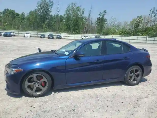 ZARFAEBN3H7551285 2017 ALFA ROMEO GIULIA-0
