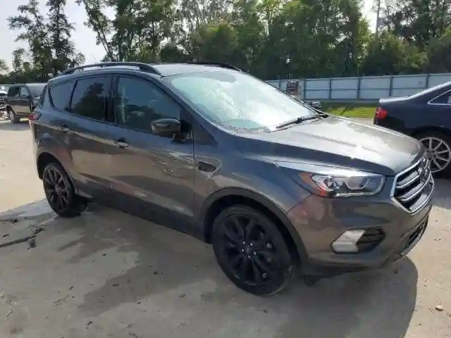 1FMCU0GD9KUA52728 2019 FORD ESCAPE-3