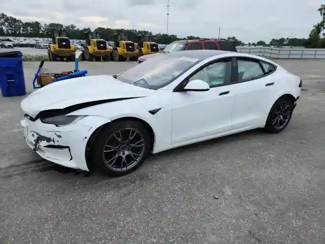 5YJSA1E50NF476127 2022 TESLA MODEL S-0