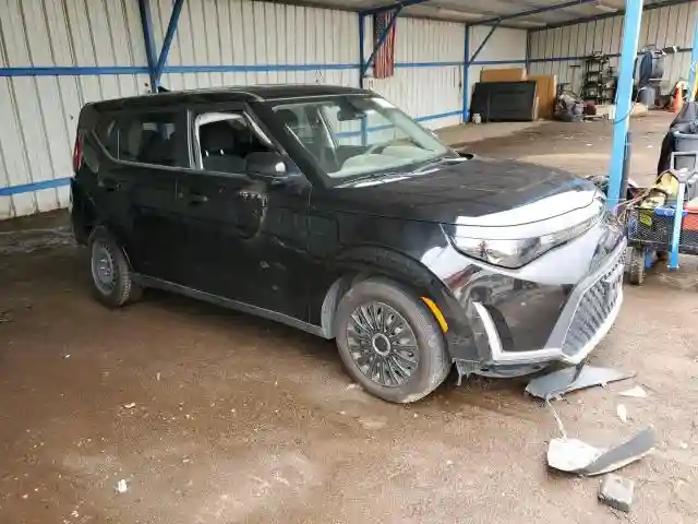 KNDJ23AU5P7862438 2023 KIA SOUL-3
