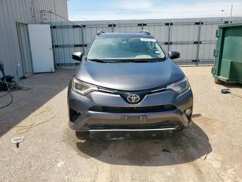 JTMWFREV3JJ177204 2018 TOYOTA RAV4-4
