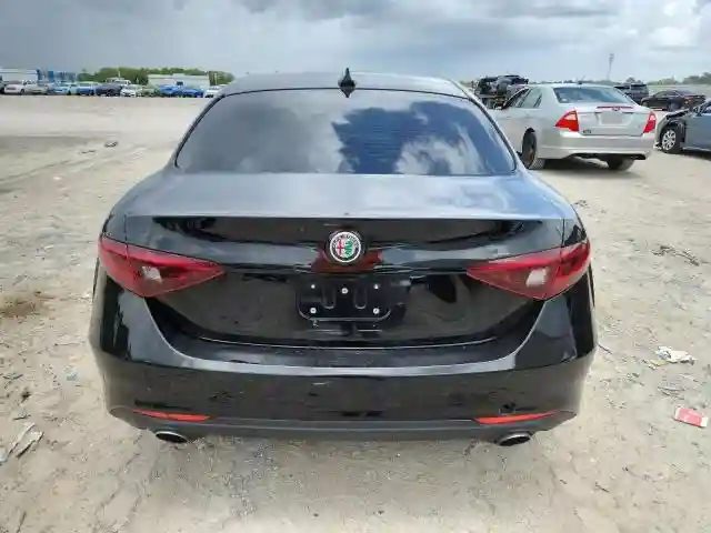 ZARFAEBN9H7539951 2017 ALFA ROMEO GIULIA-5