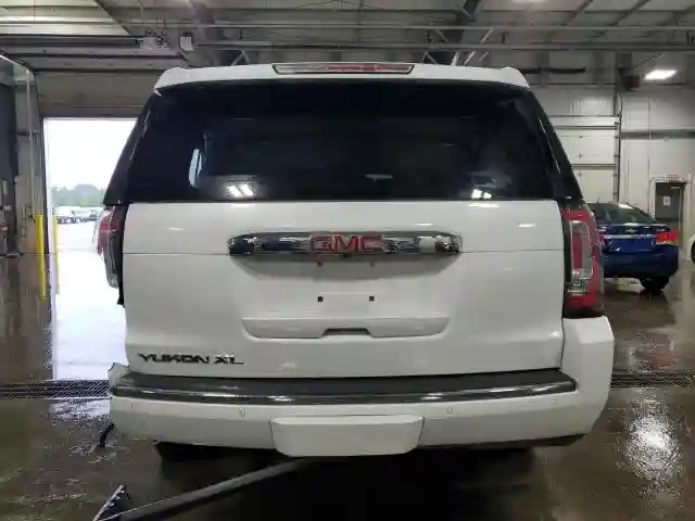 1GKS2HKJ1JR185569 2018 GMC YUKON-5