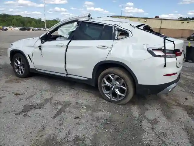 5UX33DT09N9M95985 2022 BMW X4-1