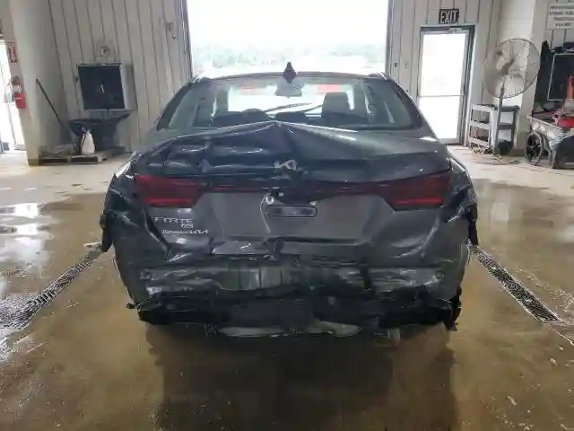 3KPF24AD2PE685410 2023 KIA FORTE-5
