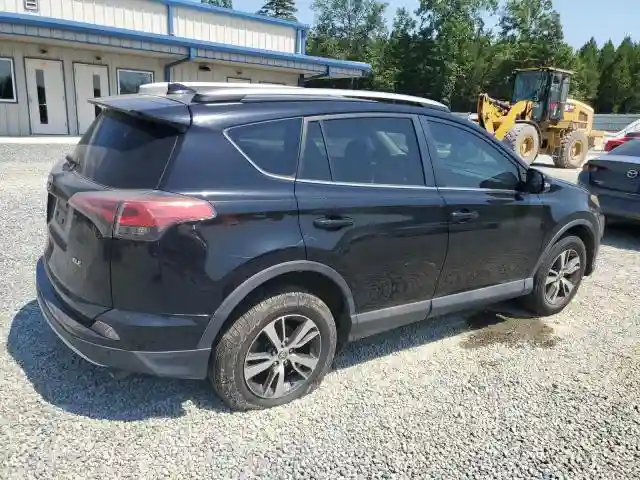 2T3WFREV6JW495822 2018 TOYOTA RAV4-2