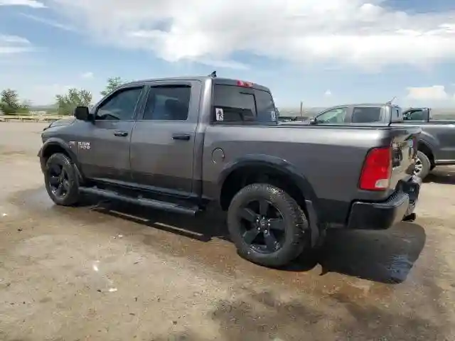 1C6RR7LT4JS156051 2018 RAM 1500-1