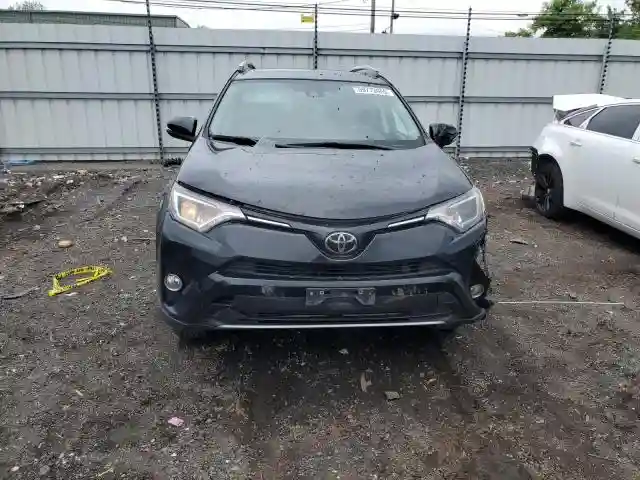 2T3RFREV1JW712299 2018 TOYOTA RAV4-4