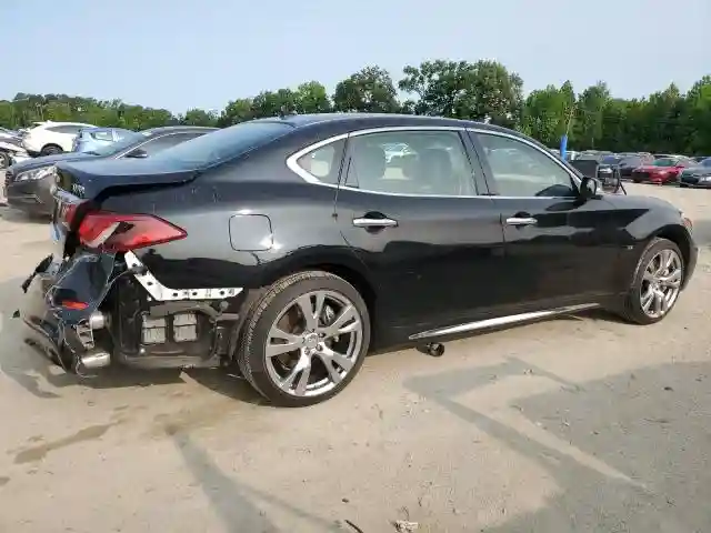 JN1BY1PRXFM831571 2015 INFINITI Q70-2