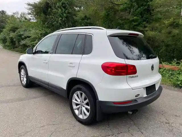WVGSV7AX7HW511918 2017 VOLKSWAGEN TIGUAN-2