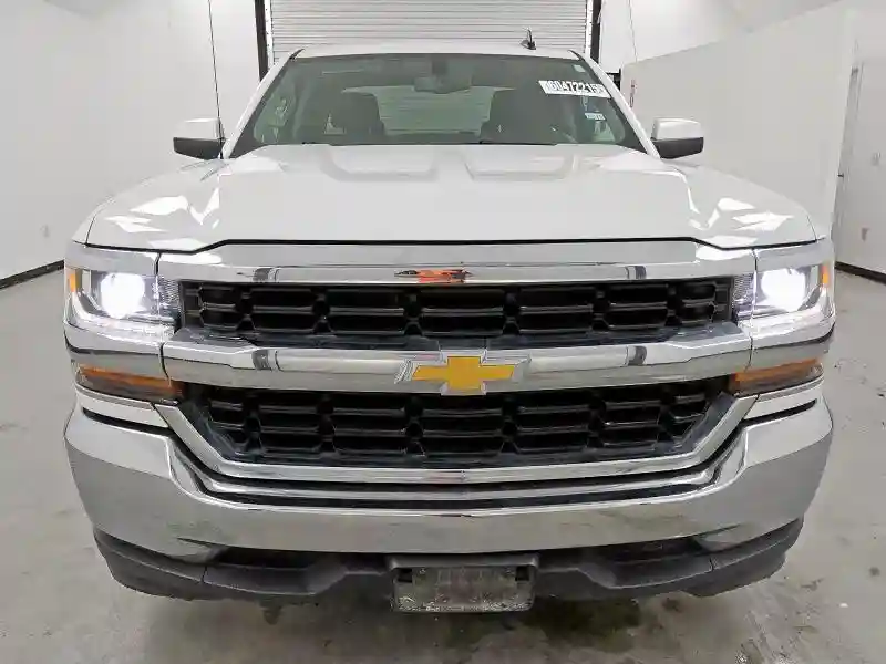 1GCRCREH8JZ191830 2018 CHEVROLET ALL MODELS-4