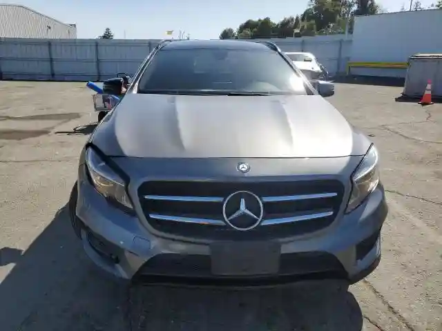 WDCTG4GB7HJ307818 2017 MERCEDES-BENZ GLA-CLASS-4
