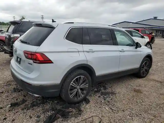 3VV2B7AX4KM058556 2019 VOLKSWAGEN TIGUAN-2