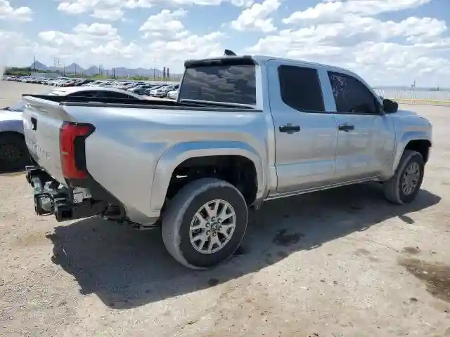 3TYKD5HN3ST025070 2025 TOYOTA TACOMA-2