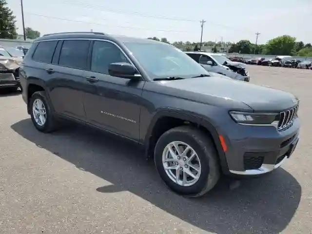 1C4RJKAG2P8815792 2023 JEEP GRAND CHEROKEE-3