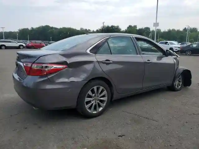 4T1BF1FK2FU950752 2015 TOYOTA CAMRY-2