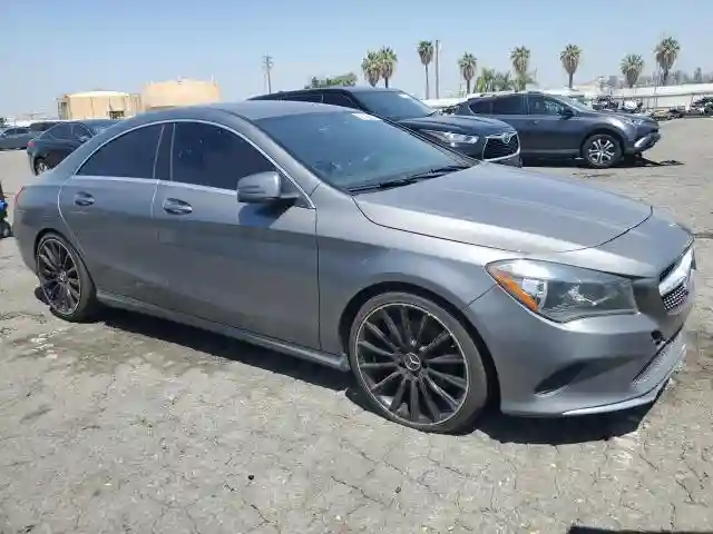 WDDSJ4EB8JN568823 2018 MERCEDES-BENZ CLA-CLASS-3