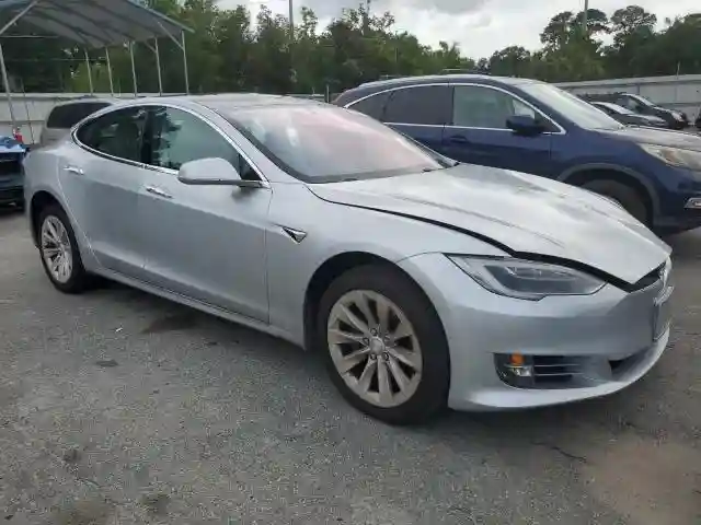5YJSA1E2XJF254775 2018 TESLA MODEL S-3