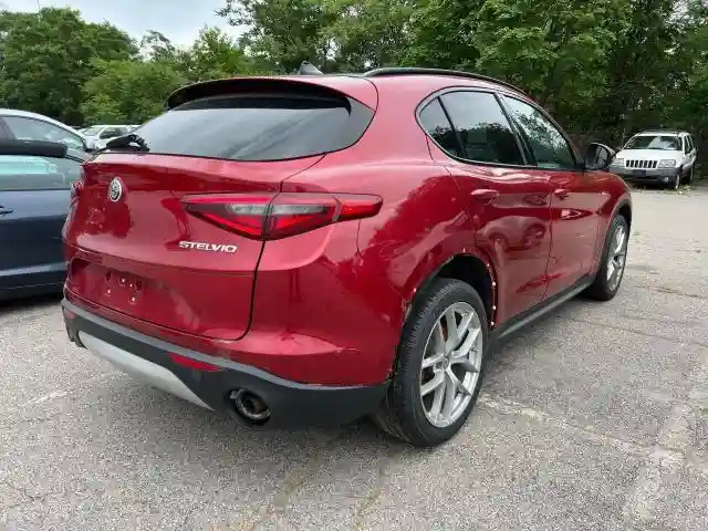 ZASFAKNN7J7B67480 2018 ALFA ROMEO STELVIO-3
